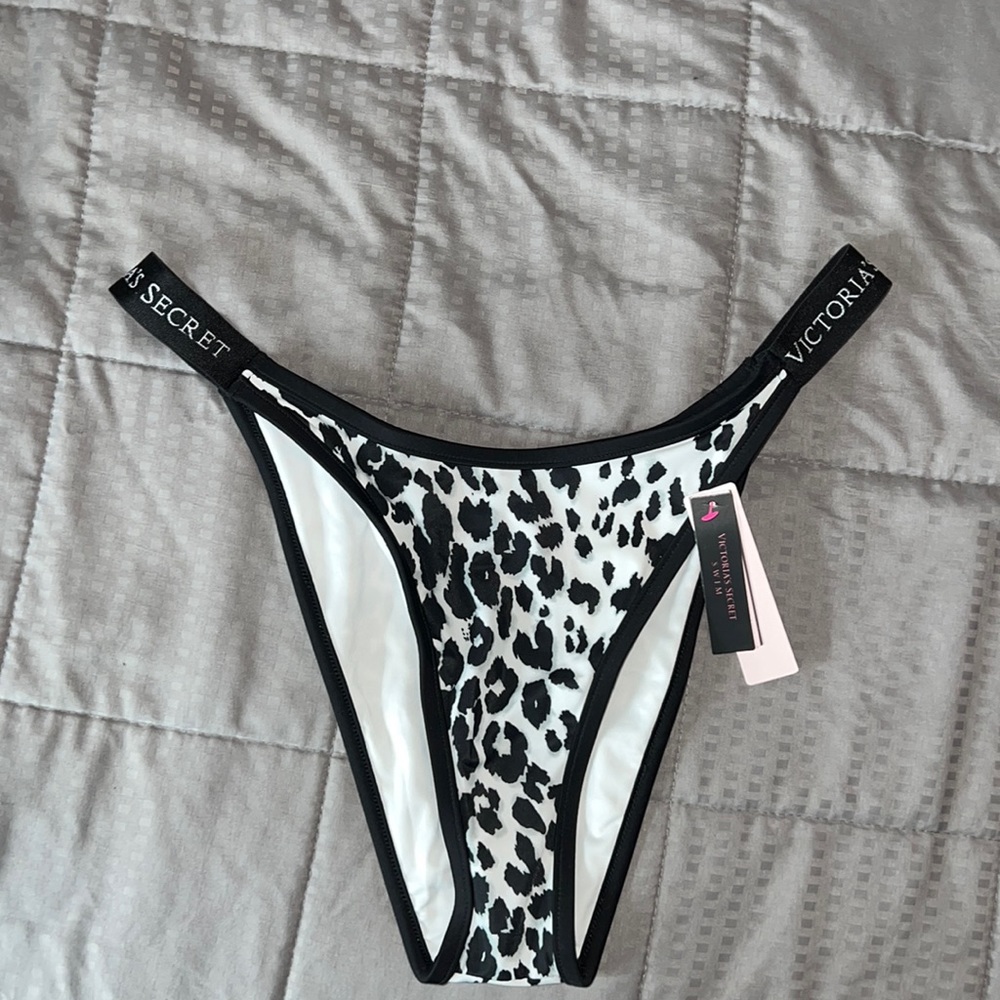Brand new woman’s swimsuit bottoms